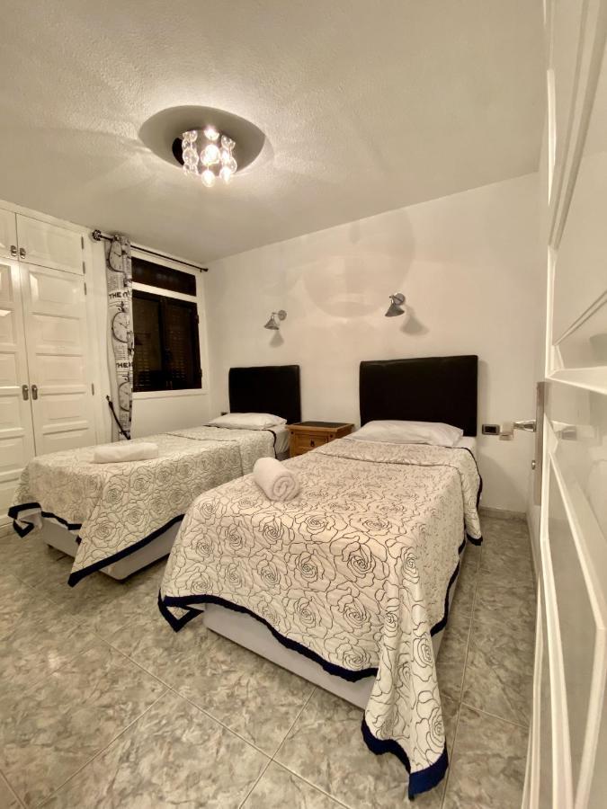Victoria Court Modern 1 Bed Apartment Los Cristianos  Extérieur photo